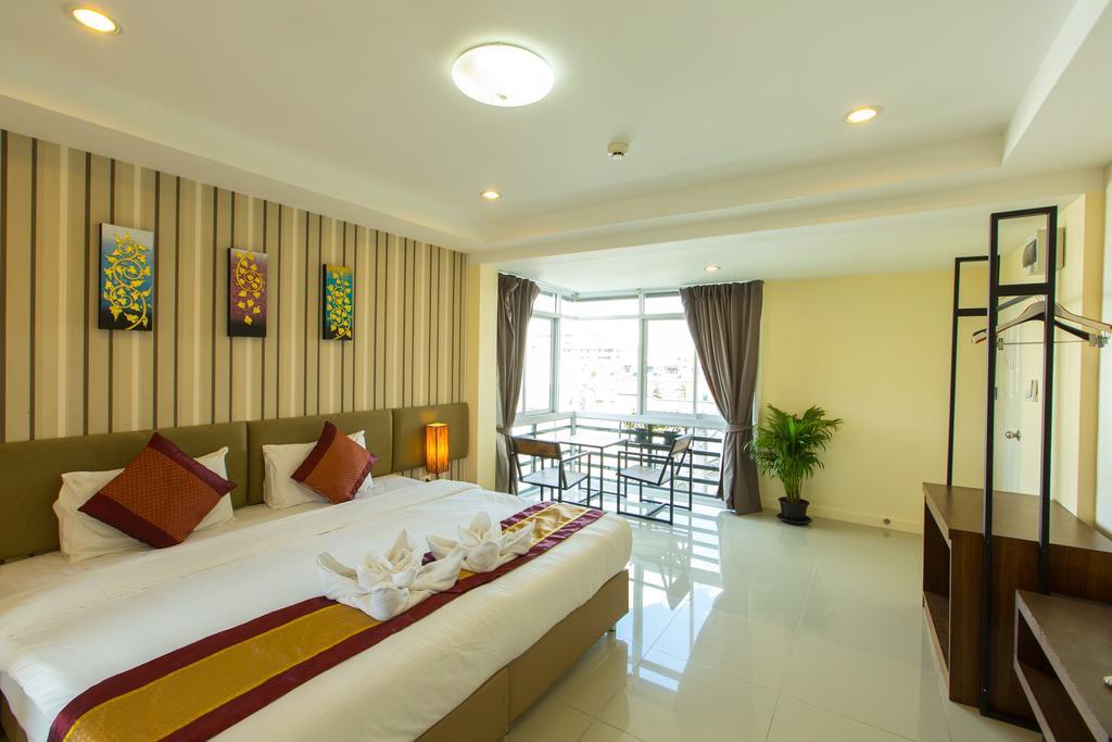 Chiang Mai Waroros Boutique Hotel Exteriör bild