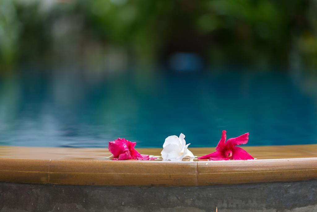 Chiang Mai Waroros Boutique Hotel Exteriör bild