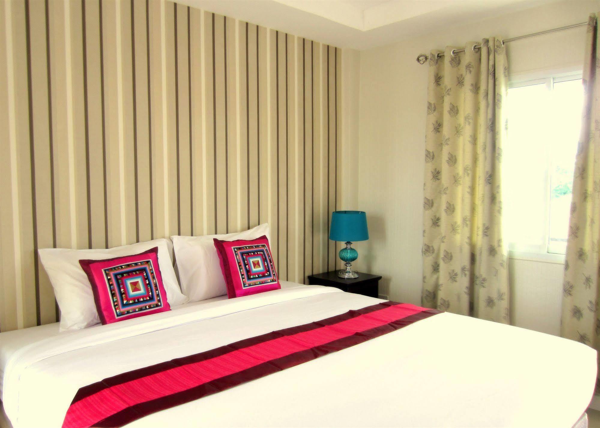 Chiang Mai Waroros Boutique Hotel Exteriör bild