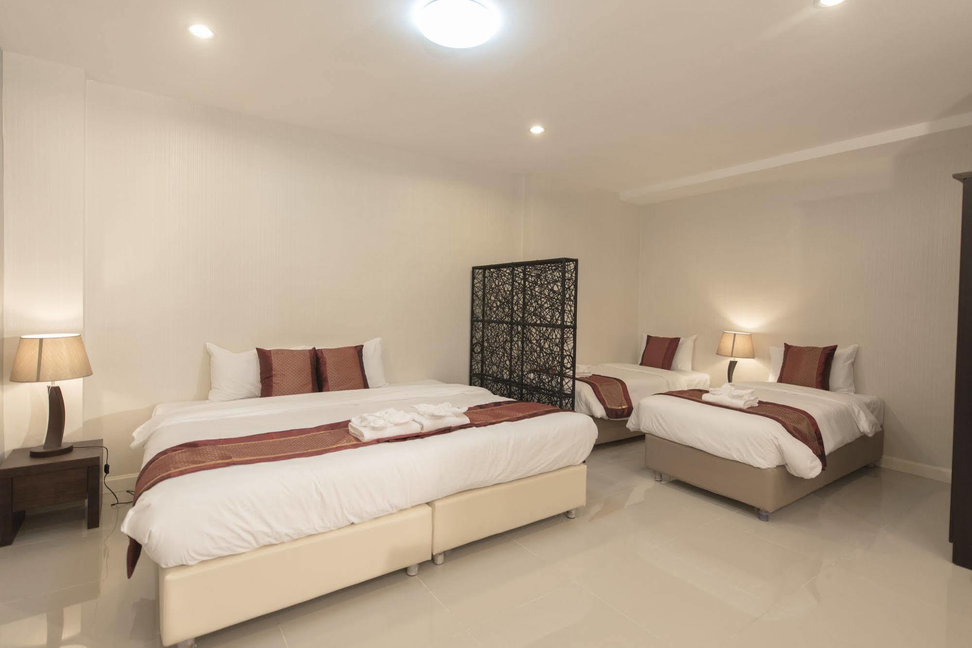Chiang Mai Waroros Boutique Hotel Exteriör bild