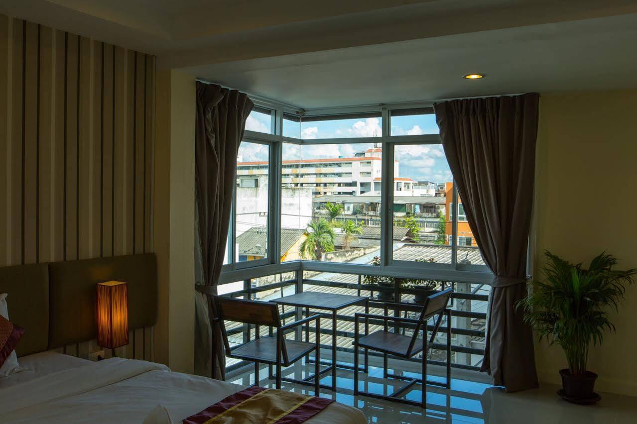 Chiang Mai Waroros Boutique Hotel Exteriör bild