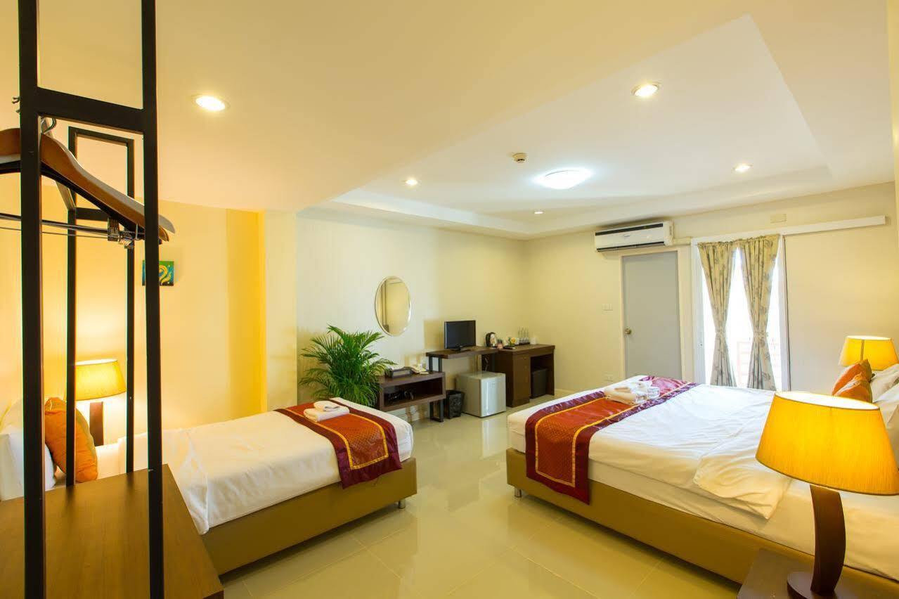 Chiang Mai Waroros Boutique Hotel Exteriör bild